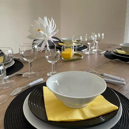 Les Jardins De Maelle Holiday home